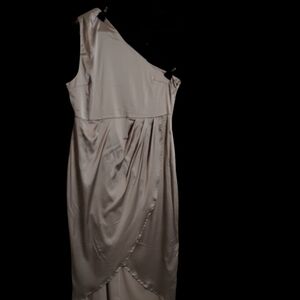 Chic Cream One Shoulder Sleeveless Gown